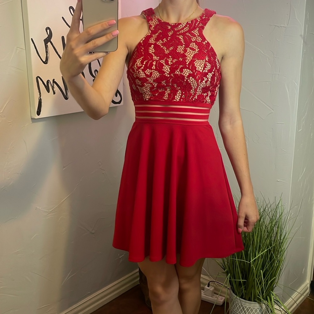 red lace banquet dress